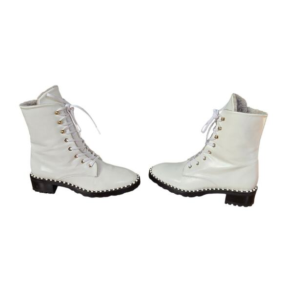Stuart Weitzman White Shearling Pearl Embellished Studded Combat Boots Size 8 - Picture 3 of 11